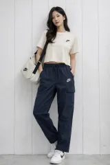 ナイキ(NIKE) 機能性 ロゴ 刺繍 カーゴ パンツ