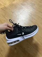 キッズ NIKE スニーカー