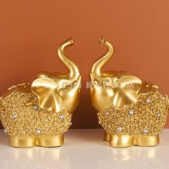 プラクルアンタイ仏教 プラピッカネー ガネーシャ 金箔 祭壇
