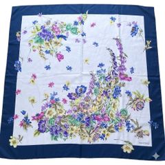 GUCCI シルクスカーフ 花と蝶　オールドグッチ GUCCI シルクスカーフ 花と蝶 オールドグッチ - メルカリ