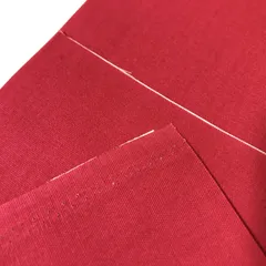 I038　レッド　厚手　生地　布　布地　112×208cm　赤　無地