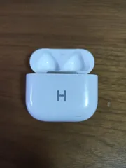 （正規品）Apple AirPods 第4世代 充電ケースのみ ノイキャン無し　刻印あり