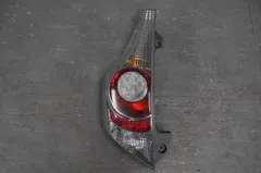 左 テールランプ テールライト LED全点灯OK (NHP10) アクア G 前期 52-252 81560-52694 s023298Dのサムネイル