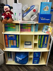 【未使用品多数有り】2021年版　ディズニー英語システム　DWE 棚付き　ディズニーワールドオブイングリッシュ　英語教材　中古　ミッキー