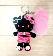 ハローキティ ブラック ぬいぐるみ + ピンク 段々 キーホルダー 出品