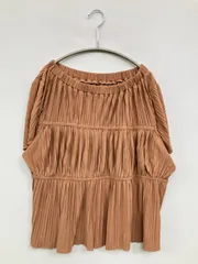 Kastane カスタネ Tシャツ/カットソー F ブラウン 無地 フリル ミドル丈 半袖 クルーネック(丸首)