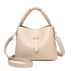 【数量限定】ハンド 通勤 大容量 斜め掛け 3つの用途 4色 PU レディース 撥水加工 底鋲付き シンプル ショルダー カジュアル 人気 お出かけ バケットバッグ 軽量 ギフト 女性用