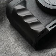 実木 カメラグリップ 、対応 Canon キヤノン Powershot V1 カメラ専用 L型クイックリリース プレート ? 独自防滑指溝 ? 超極細繊維植絨?高級珍木 木製ハンドル (紫光黒檀黒板)shun d4e6d56e