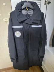 XS Canada Goose(カナダグース) x Juun.J(ジュンジェイ) リゾルト ダウン ネイビー