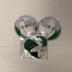 進撃の巨人 リヴァイ 缶バッジ まとめ