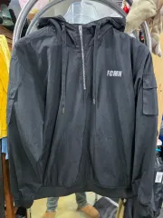 FCMM ブラック ウィンドブレーカー