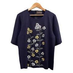 Toyoko Saito 半袖ニット 花模様編み込み 背面ジッパー ネイビー イエロー ホワイト 