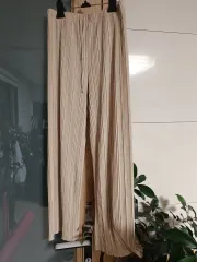 ユニクロ プリーツ ズボン 半袖 ニット セット