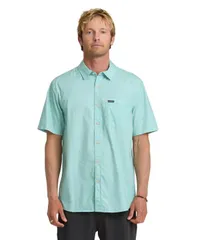 【送料無料】 クイックシルバー メンズ シャツ トップス Mens Classic ShortSleeve Shirt Blue