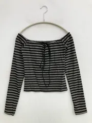 SEONGSU Tシャツ/カットソー F グレー ボーダー柄 ショート丈 長袖 オフショルダー