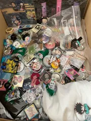 アニメ グッズ フィギュア アクリル キーホルダー 缶バッジ 他 大量 引退 処分 未使用 未開封 鬼滅 呪術廻戦 鬼滅の刃