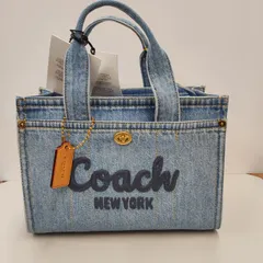 COACH 型番：CR659 カーゴトート26