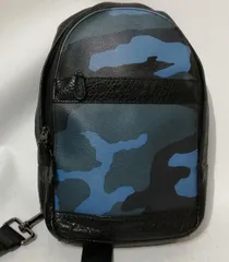 COACH 型番：F29714 カモフラ柄ボディバッグ