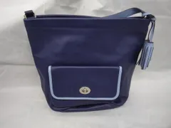 COACH 型番：22407 COACH レガシー トートバッグ