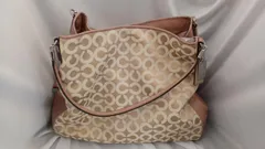 COACH 型番：25625 オプアートハンドバッグ