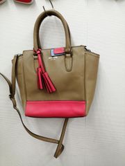 COACH 型番：CC485 フローラルプリント キスロック コインケース