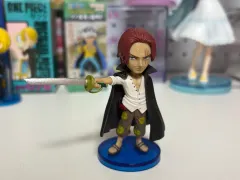 ONE PIECE シャンクス ワールドコレクタブル 出品
