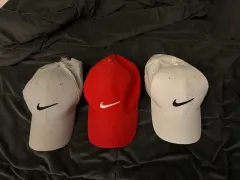 ナイキ ベースボールキャップ 帽子 白/レッド/グレー