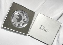 Dior ディオール　ミュゲ　すずらん　ノベルティ　ペーパーウェイト　限定品 Dior ディオール ミュゲ すずらん ノベルティ ペーパーウェイト 限定品