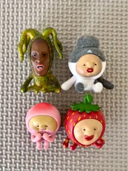 こびとづかん　おすわりマスコット　2 フィギュア　小人図鑑　こびと図鑑　こびとずかん　おもちゃ　カプセルトイ　ガチャガチャ　ガチャ　ガシャポン　イチゴクレナイ　シノビイエコビト　バイブスマダラ　アラシクロバネ　タカラコガネ　カクレケダマ　カクレモモジリ