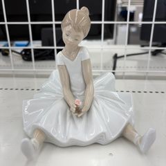 リヤドロ ナオ バレリーナ 美品 - メルカリ