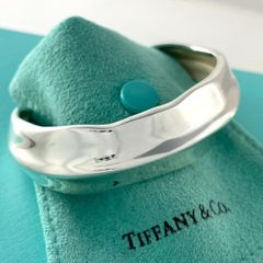 定価302500円 Tiffany シルバー ボーンカフ スモール 左手用 - メルカリ