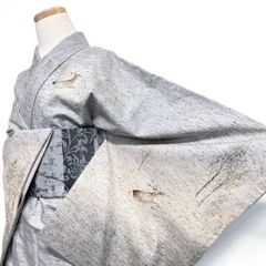 白大島紬 小紋 身丈157 裄63 本場大島紬 リーフ文様 着物 052b - メルカリ