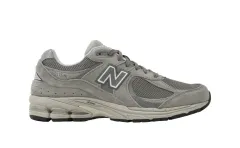 （240）ニューバランス 2002 rc