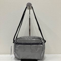 LeSportsacプラチナム 全面スパンコール 小型バッグ シルバー銀 LeSportsacプラチナム 全面スパンコール 小型バッグ シルバー銀 - メルカリ