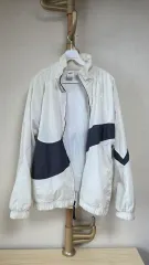 ナイキ ビッグスウッシュ ウィンドブレーカー ジャケット 白/ブラック