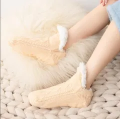 ＜在庫処分＞ルームソックス 杏色 Vカット 裏起毛 26cm（39-42）暖かい フロアソックス 室内用  bu1