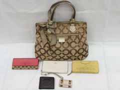 【COACH】バッグ2点 財布6点 キーケース まとめ売り COACH】バッグ2点 財布6点 キーケース まとめ売り - メルカリ