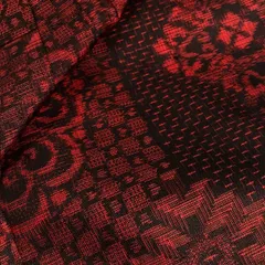 ［きものキレイ]　紬（袷)　赤　黒　華文様　レトロ着物　絹　身丈153.5㎝　裄丈65㎝　リユース　secondhand　T080