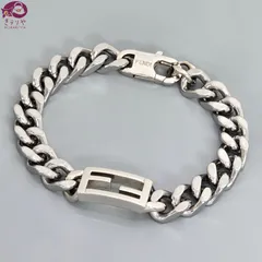 FENDI フェンディ バゲット ブレスレット S 腕周り約18㎝ シルバーカラー パラジウム仕上げのメタル製 スチール100％ イタリア製 箱 7AJ539AV8MF1LHWのサムネイル