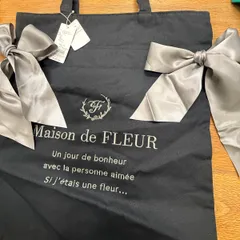 新品　未使用　展示品　セールお得　Maison de FLEUR ダブルリボントートバッグ ブラック 大容量 リボンバッグ