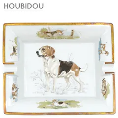 エルメス HERMES 雑貨 アッシュトレイ 灰皿 ビーグル 陶磁器 ホワイト 白 小物入れ 犬柄 イヌ  【箱】【中古】のサムネイル