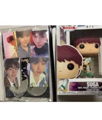 BTS（防弾少年団・バンタン） シュガ（SUGA・ミンユンギ・ユンギ） ファンコポップ フィギュア + スローガン2枚 + トレカ5枚 まとめ