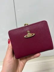 Vivienne Westwood ヴィヴィアン・ウエストウッド バーガンディ 二つ折り財布