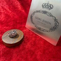 Georg Jensen】ジョージジェンセン 純銀 ピアス 葡萄の葉デザイン