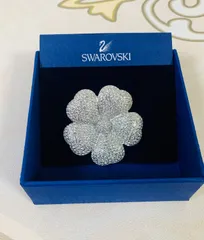 新品 スワロフスキーSWAROVSKI Marylou ブローチ 1062674