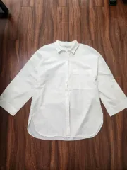 ZARA BASIC アイボリーシャツ、ネイビーブラウス 3枚