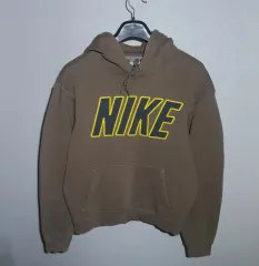 ナイキ オーバクロップ フードTシャツ（起毛）