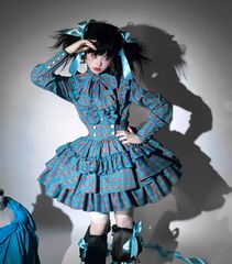 即納]CATCOCOONクラシカルドール 長袖 セットアップ 青チェック - メルカリ