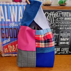 44☆USEDデニムシャツリメイク☆サブバッグ☆便利バッグ☆マイバッグ☆エコバッグ☆リメイクデニム☆パッチワーク☆