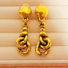 Schiaparelli刻印アシンメトリーピアス - メルカリ